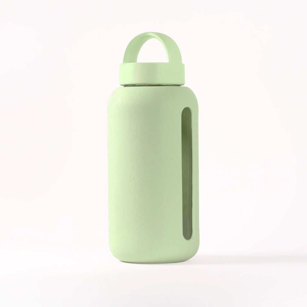 Hydration Tracking Glass Water Bottle in Matcha Color